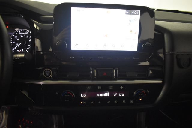 Used 2022 Nissan Pathfinder SL w/ SL Black Package AWD/4WD image 19