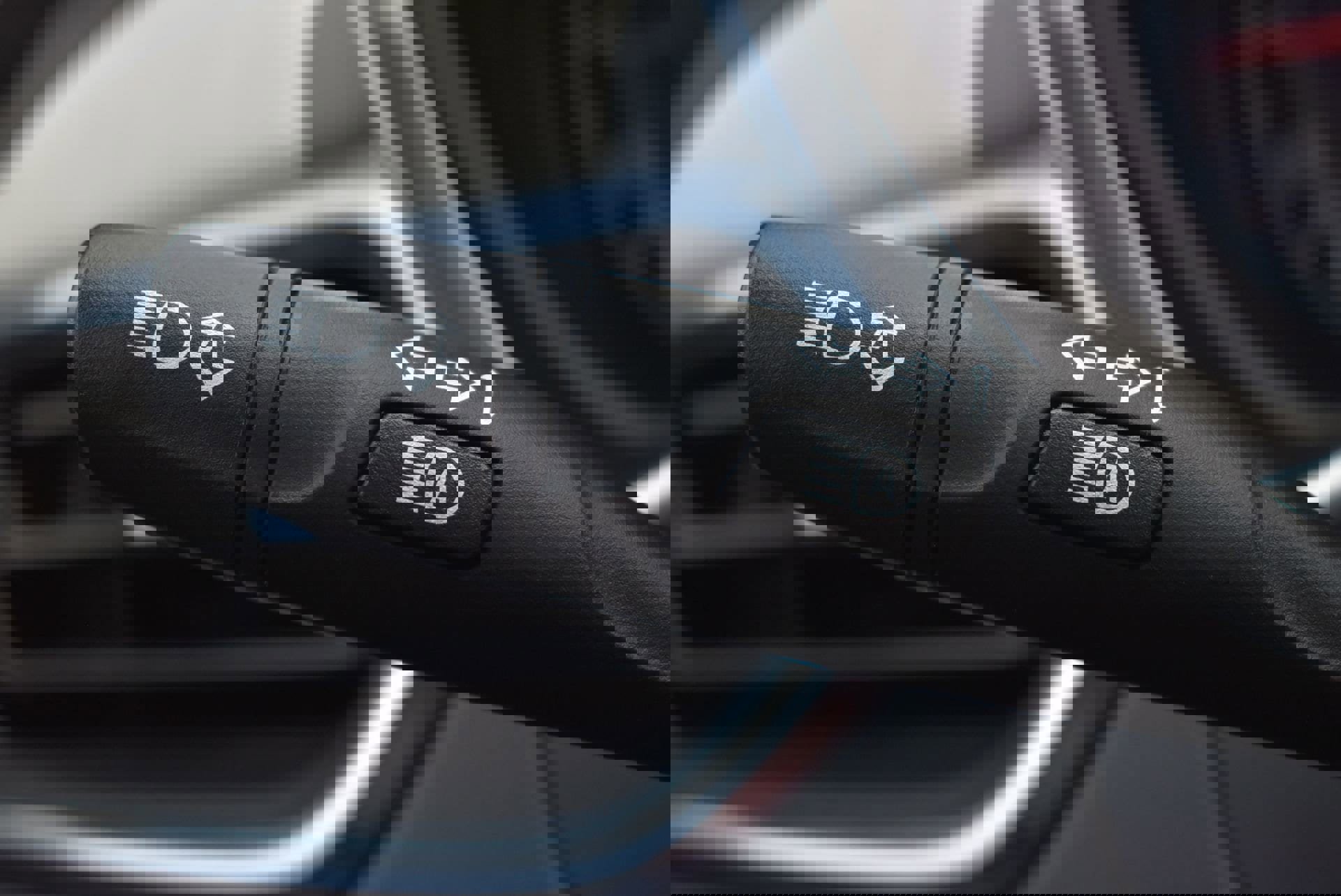 Used 2024 Chevrolet Equinox LS w/ Midnight Edition image 22