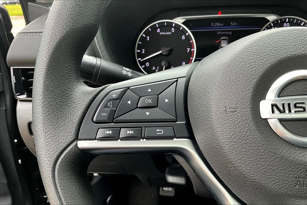 Certified 2023 Nissan Sentra SV FWD image 11