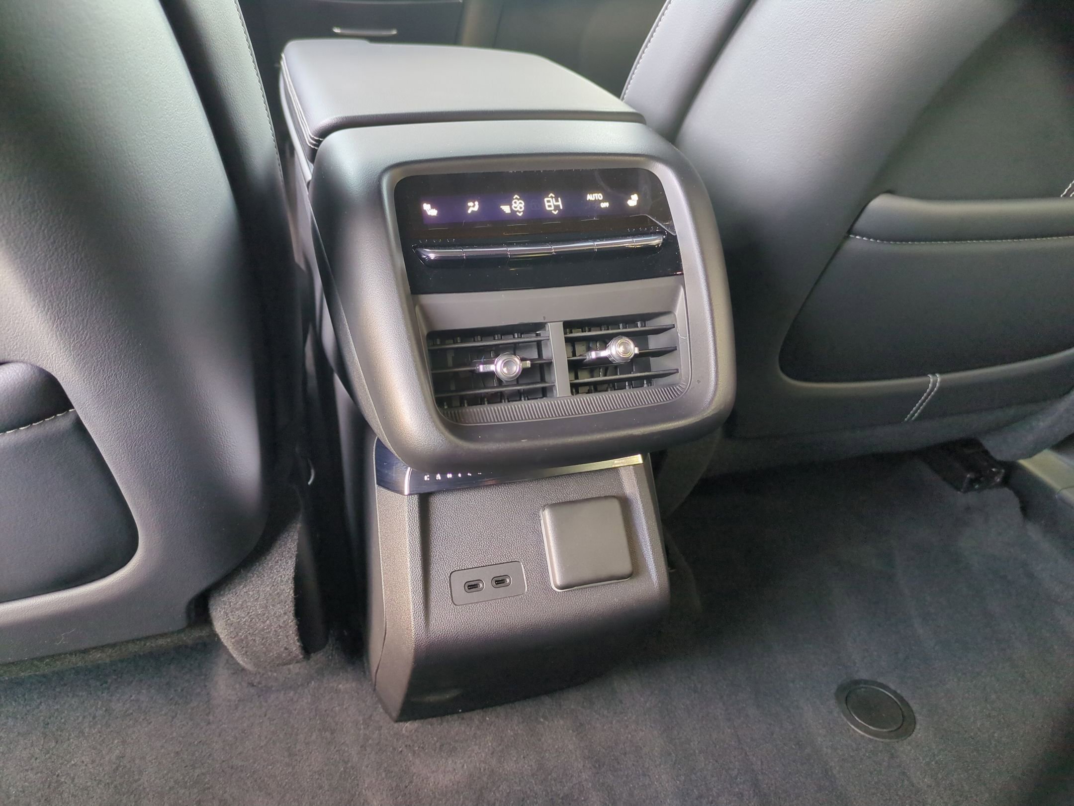 Certified 2024 Cadillac Lyriq Sport AWD/4WD image 22