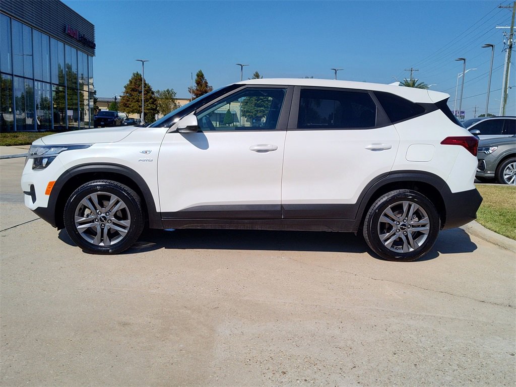 Used 2023 Kia Seltos LX image 4