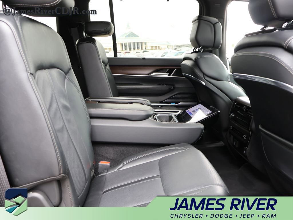 Used 2024 Jeep Grand Wagoneer L 4WD image 13