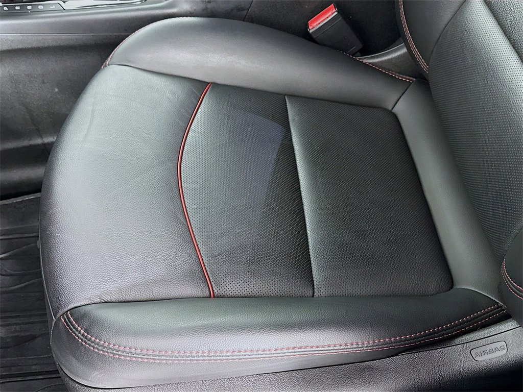 Used 2022 Chevrolet Equinox RS w/ RS Leather Package image 19