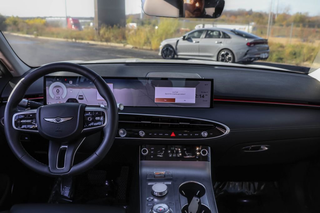 Used 2026 Genesis GV70 2.5T Select image 34