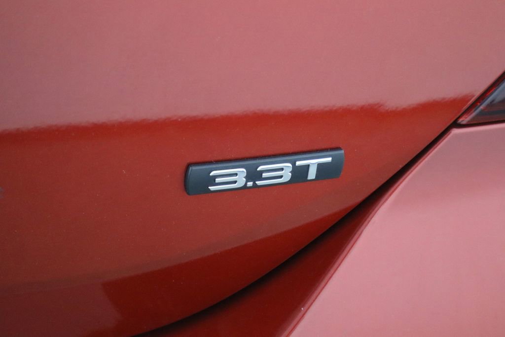 Used 2022 Genesis G70 3.3T image 45