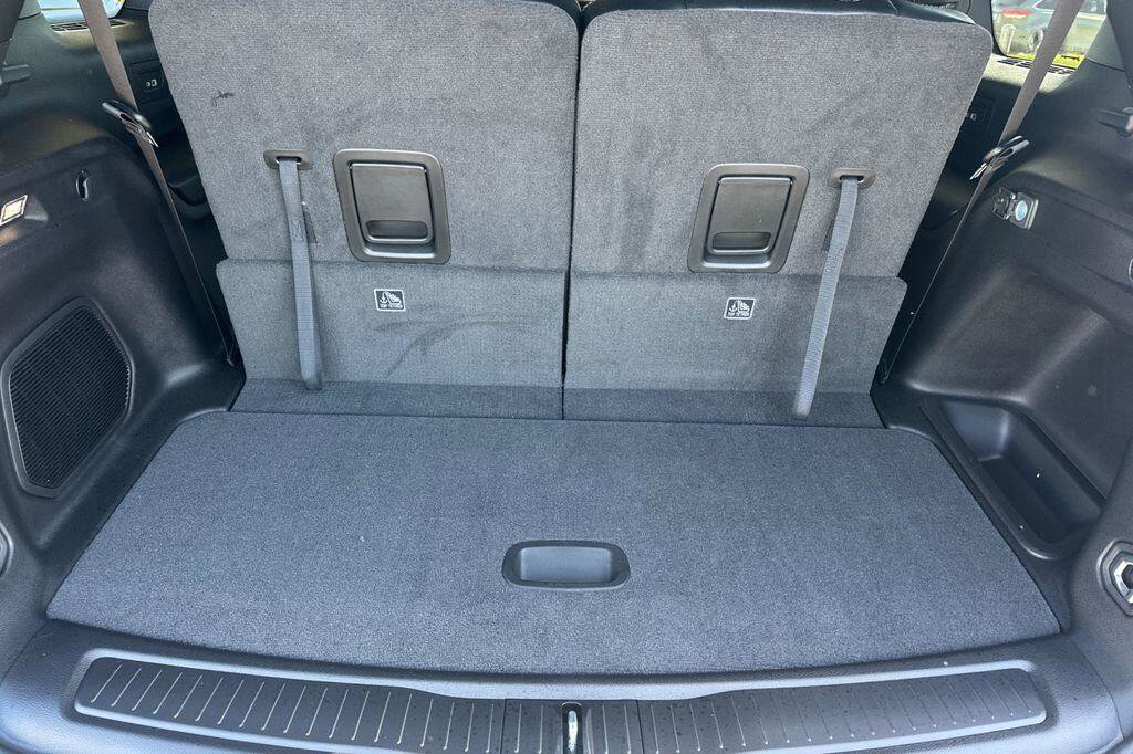 New 2026 Jeep Grand Cherokee L Limited AWD/4WD image 16