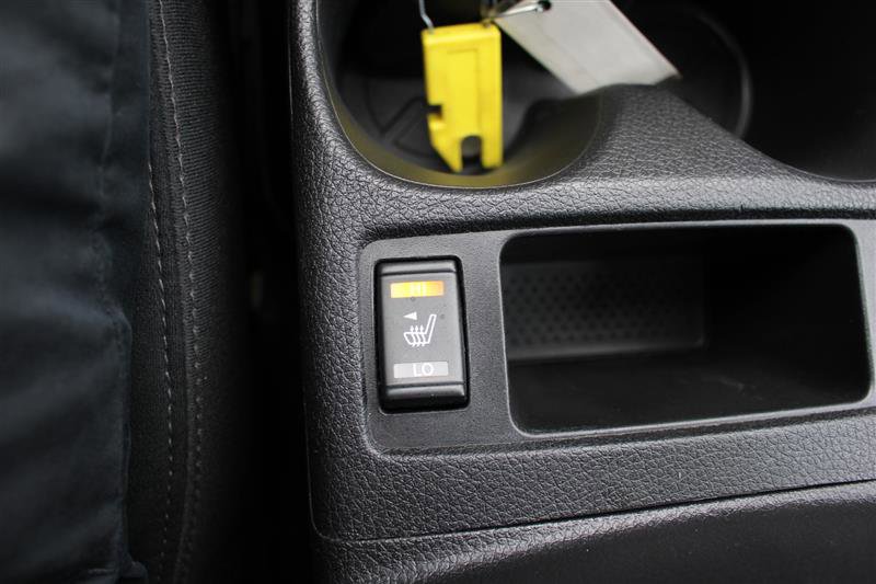 Used 2015 Nissan Rogue SV w/ SV Premium Package image 17