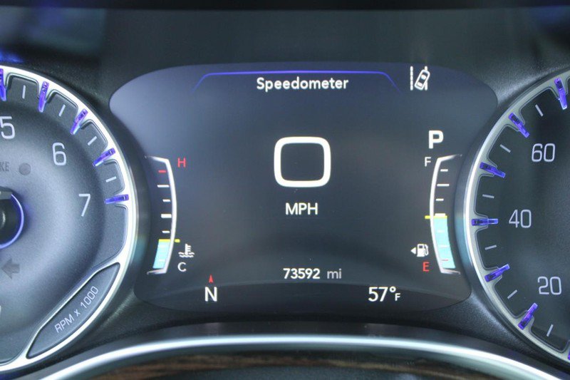Used 2023 Chrysler Pacifica Limited FWD image 20