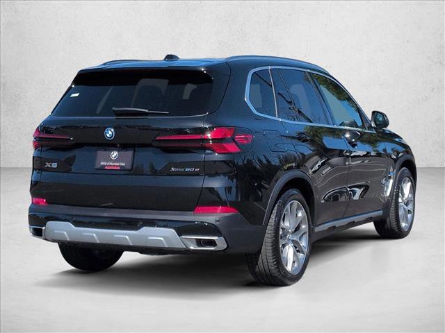 New 2026 BMW X5 xDrive50e image 2