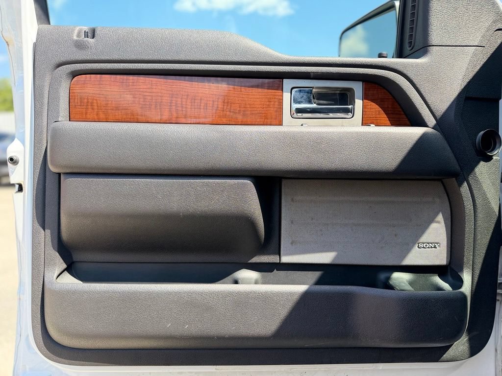 Used 2010 Ford F150 Lariat RWD image 13