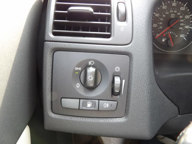 Used 2011 Volvo C30 T5 FWD image 22