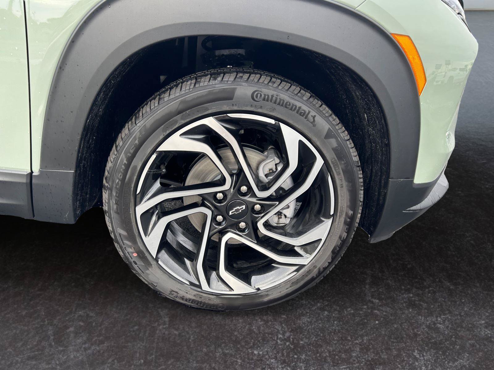 Used 2024 Chevrolet TrailBlazer RS w/ Driver Confidence Package FWD image 27