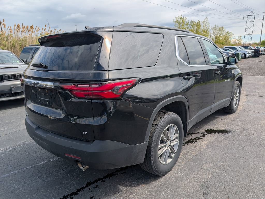 Used 2023 Chevrolet Traverse LT w/ Rear Camera Mirror Package AWD/4WD image 8