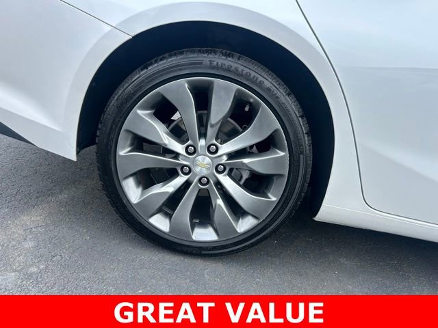 Used 2017 Chevrolet Malibu Premier w/ Premier Sun and Wheel Package image 7