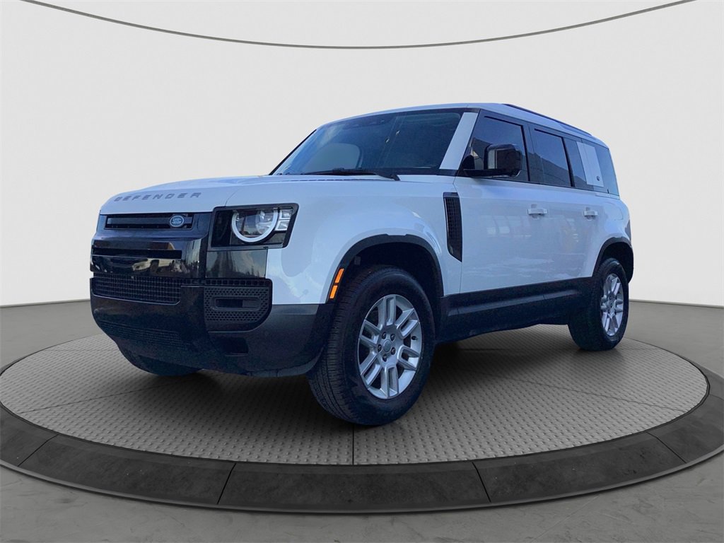 Used 2023 Land Rover Defender 110 S image 3