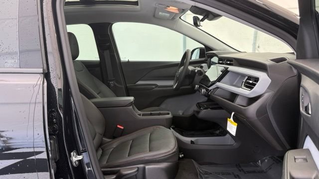 New 2027 Chevrolet Bolt RS w/ Technology Package FWD image 19