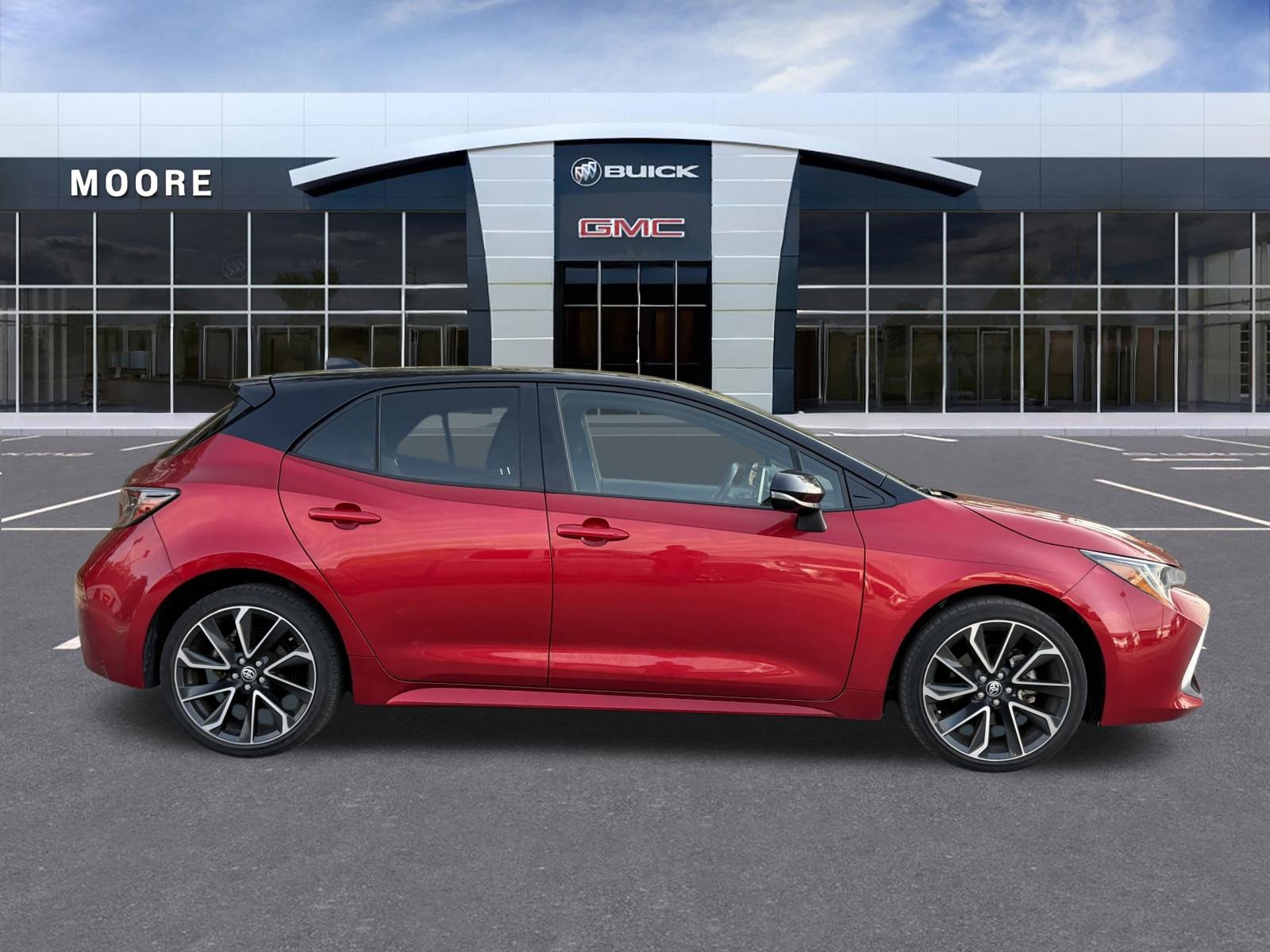 Used 2022 Toyota Corolla XSE image 2