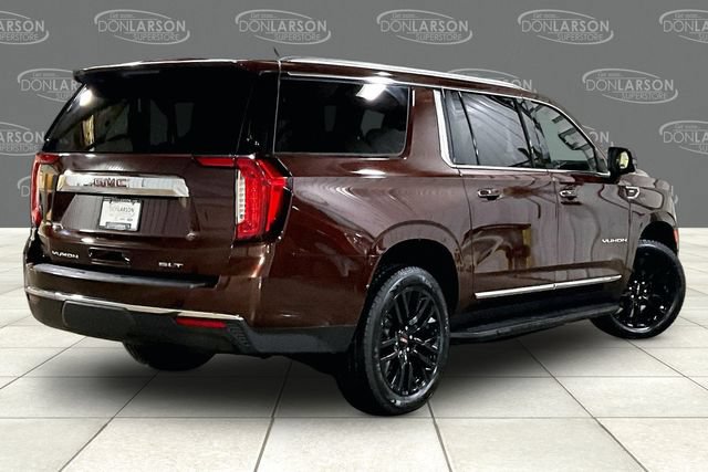 Used 2023 GMC Yukon XL SLT w/ SLT Luxury Package AWD/4WD image 7