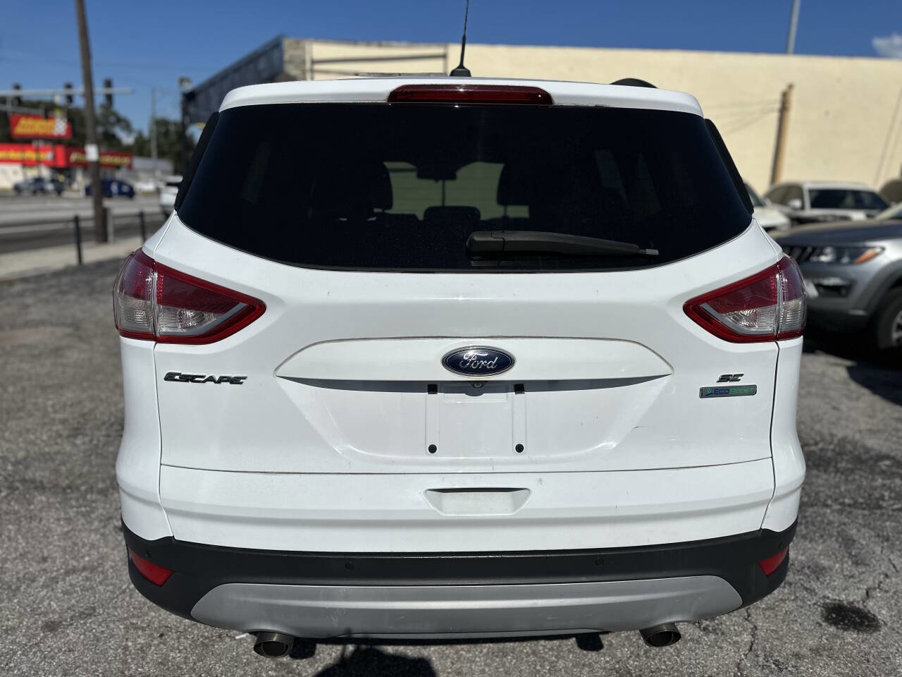 Used 2015 Ford Escape SE w/ Equipment Group 201A image 6
