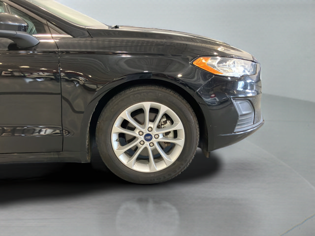 Used 2019 Ford Fusion SE FWD image 36