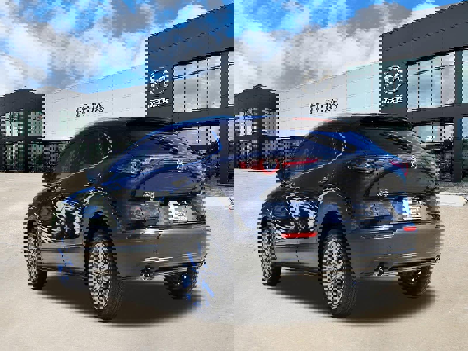 Used 2023 MAZDA CX-30 AWD 2.5 S w/ Preferred Package image 2