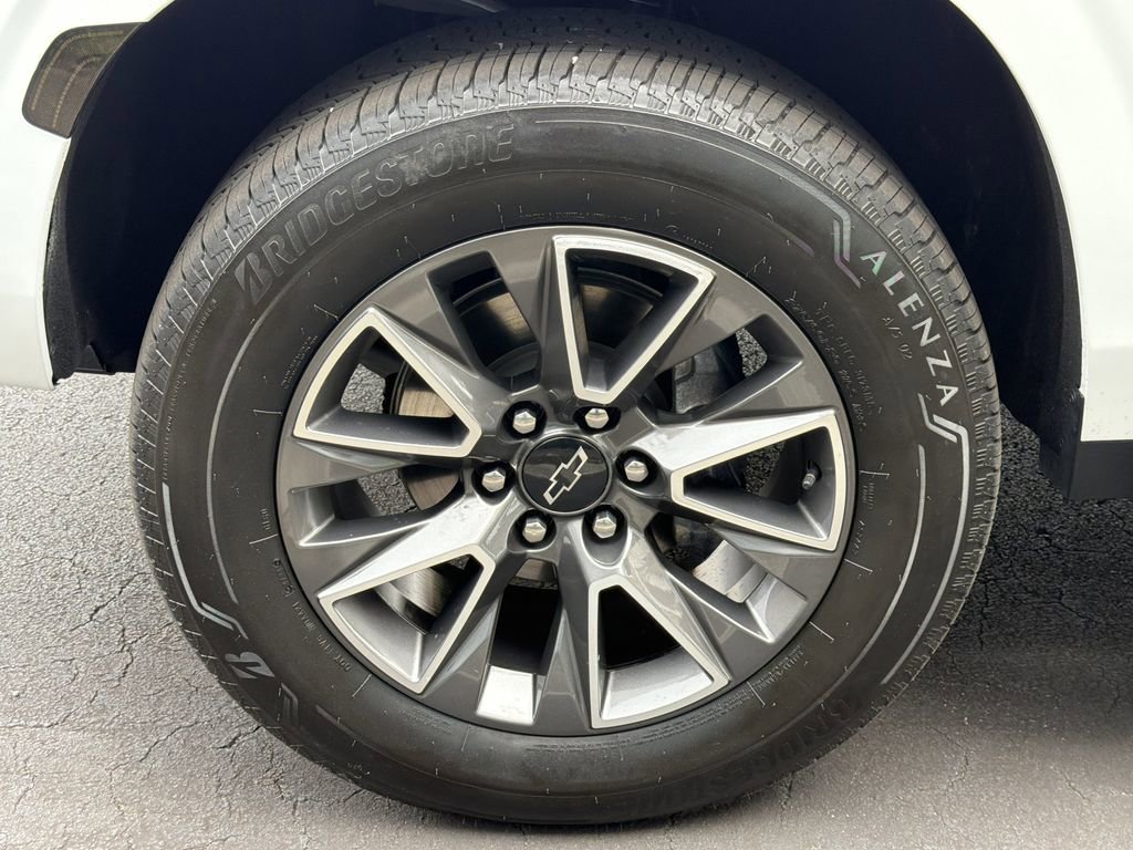 Used 2023 Chevrolet Tahoe Z71 w/ Luxury Package image 11