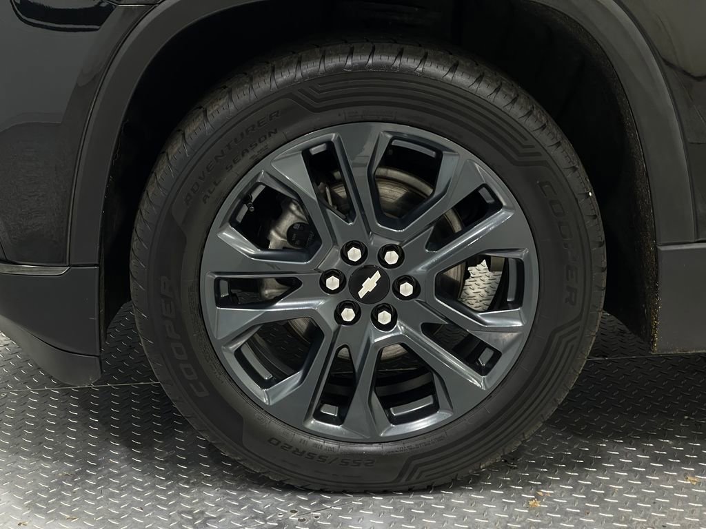 Used 2021 Chevrolet Traverse RS w/ LPO, 'HIT The Road' Package image 37