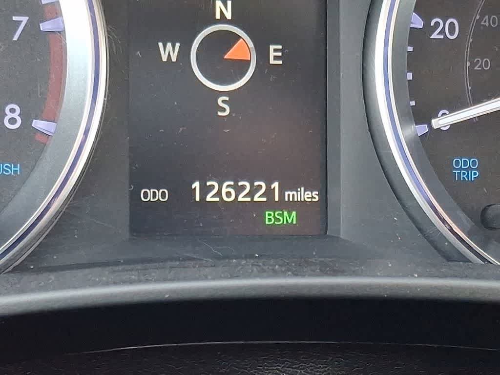 Used 2019 Toyota Highlander XLE image 21