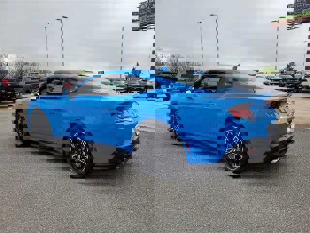 New 2025 Ford Mustang Coupe image 9