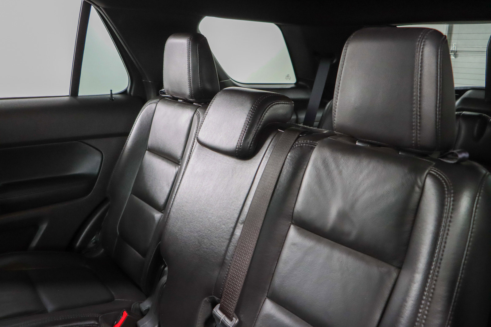 Used 2014 Ford Explorer XLT w/ Equipment Group 202A image 24