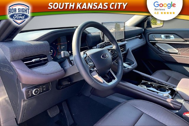 New 2026 Ford Explorer Platinum w/ LUX Leather Package AWD/4WD image 7