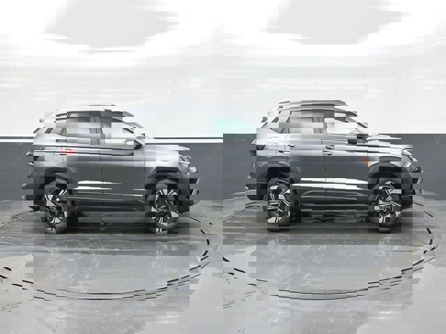 New 2026 Volkswagen Taos SE image 8