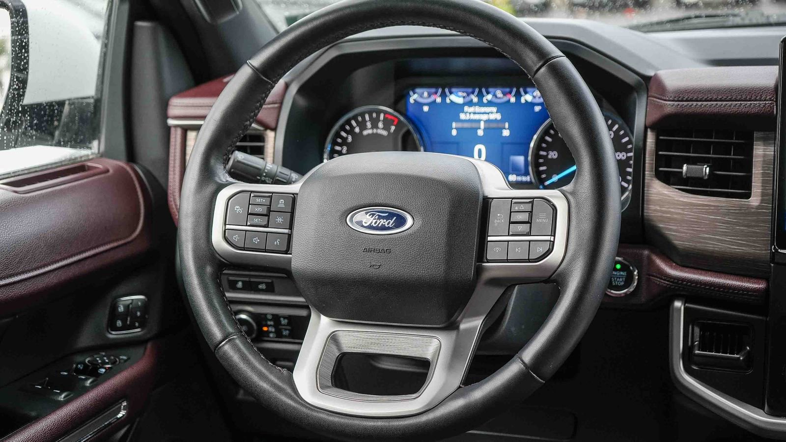 Used 2023 Ford Expedition Limited image 15