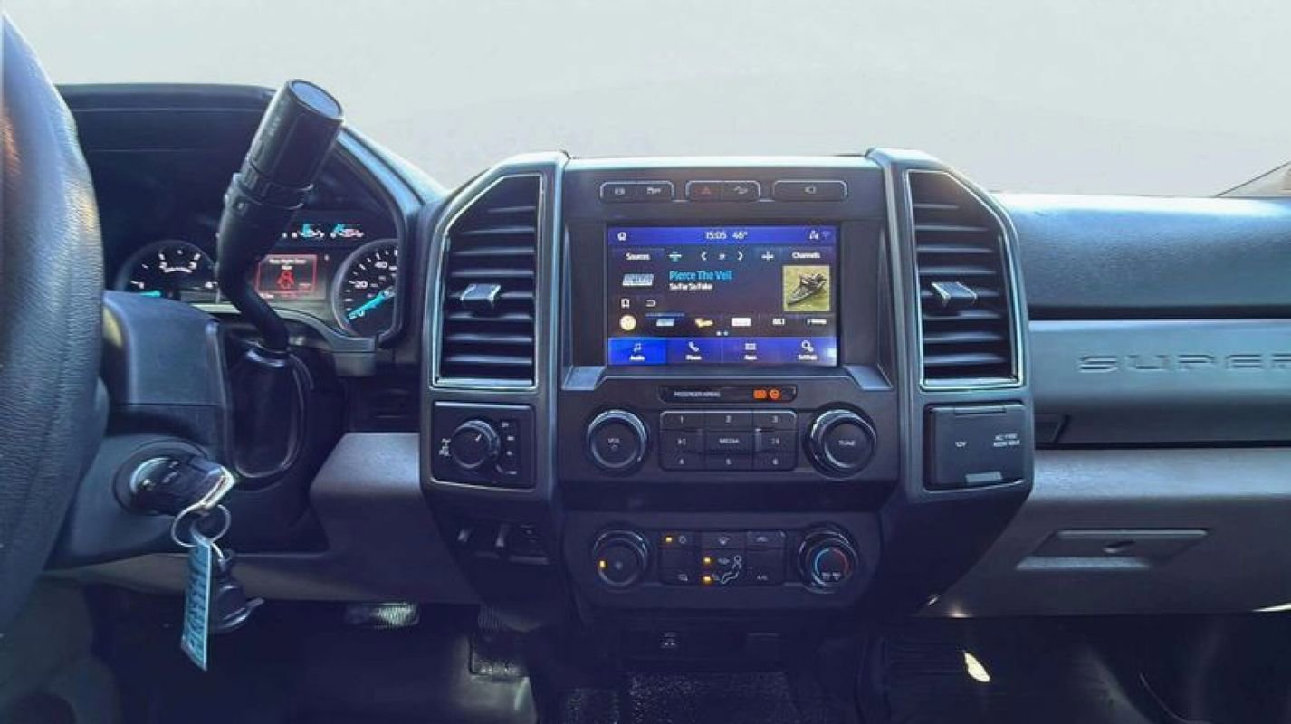 Used 2022 Ford F350 XLT w/ FX4 Off-Road Package image 12