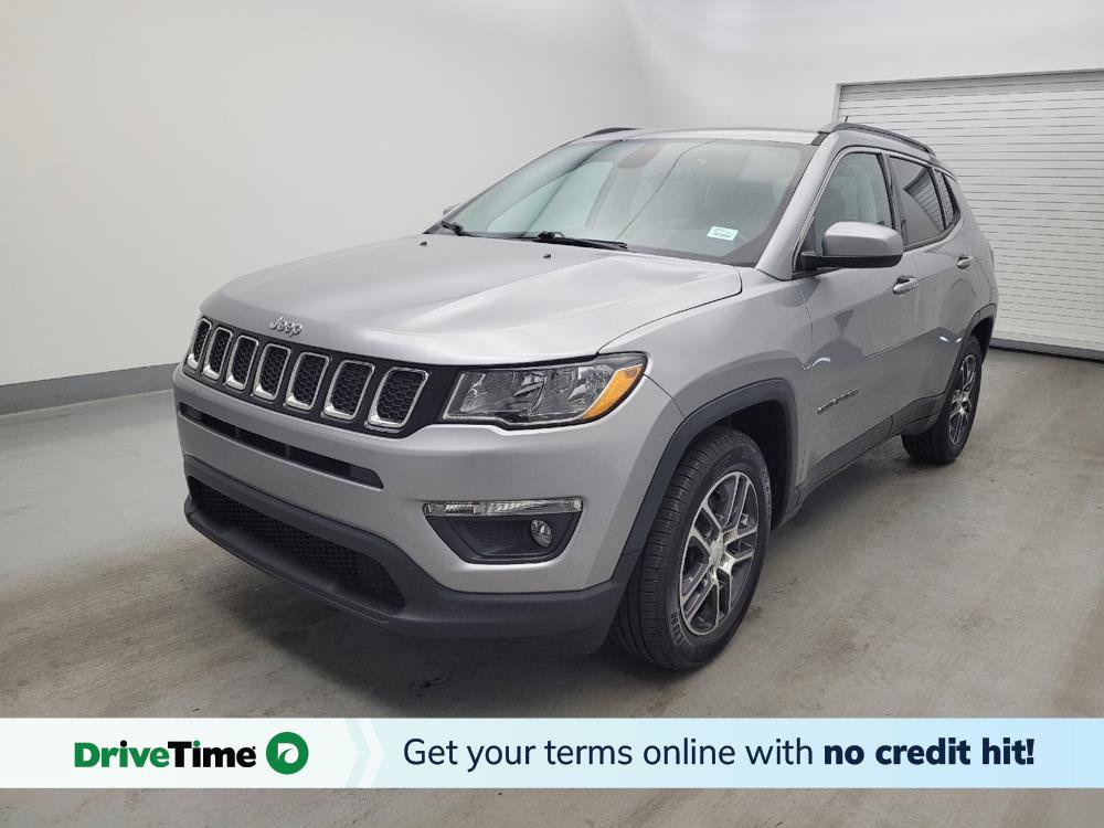 Used 2019 Jeep Compass Latitude w/ Popular Equipment Group FWD image 1