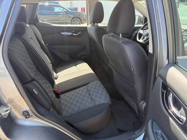 Certified 2020 Nissan Rogue Sport SV w/ All-Weather Package AWD/4WD image 19