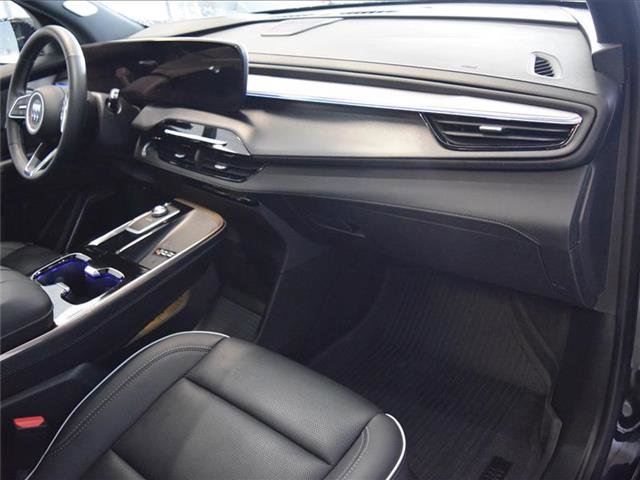Used 2025 Buick Enclave Avenir w/ Trailering Package, 5000 lbs. image 23