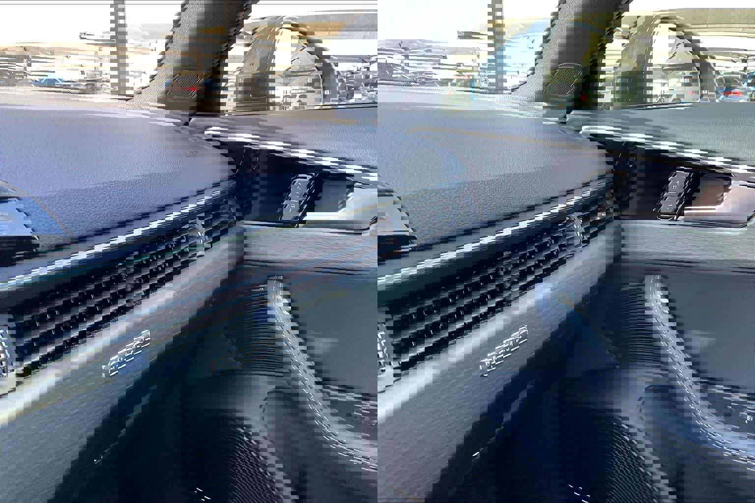 Used 2021 Audi A4 2.0T Premium Plus w/ Premium Plus Package image 34