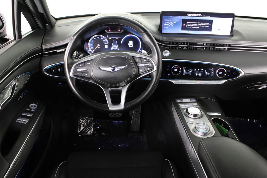 Used 2024 Genesis GV70 2.5T w/ Sport Prestige Package image 6