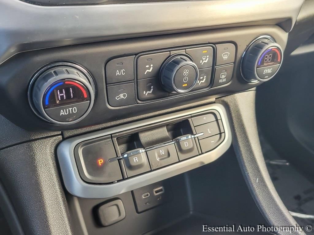 Certified 2022 GMC Acadia SLE w/ Driver Convenience Package image 16