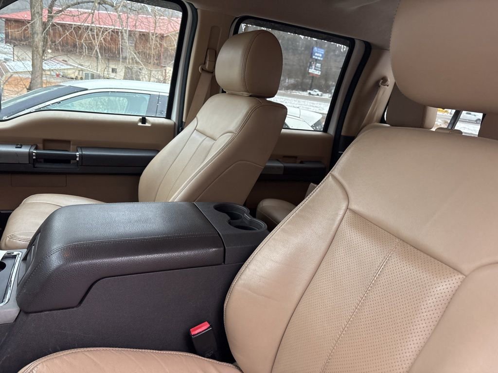 Used 2016 Ford F350 Lariat w/ Chrome Package image 13