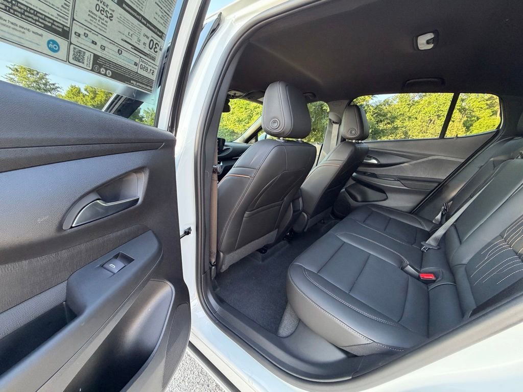 New 2026 Buick Envista Avenir FWD image 15