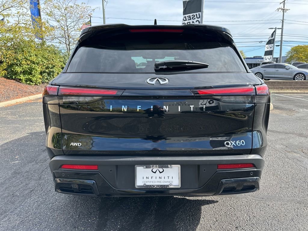 Certified 2025 INFINITI QX60 Luxe w/ Vision Package image 15