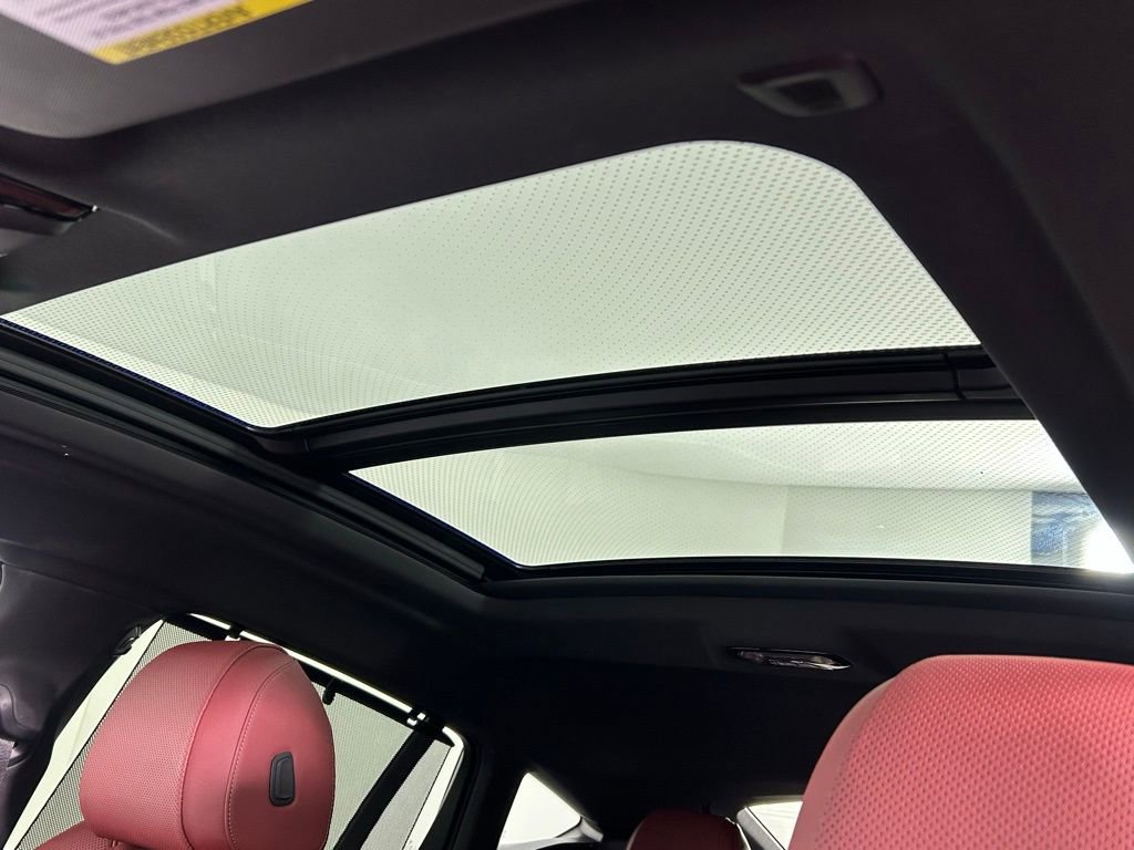 Used 2024 BMW X6 xDrive40i w/ Executive Package image 35