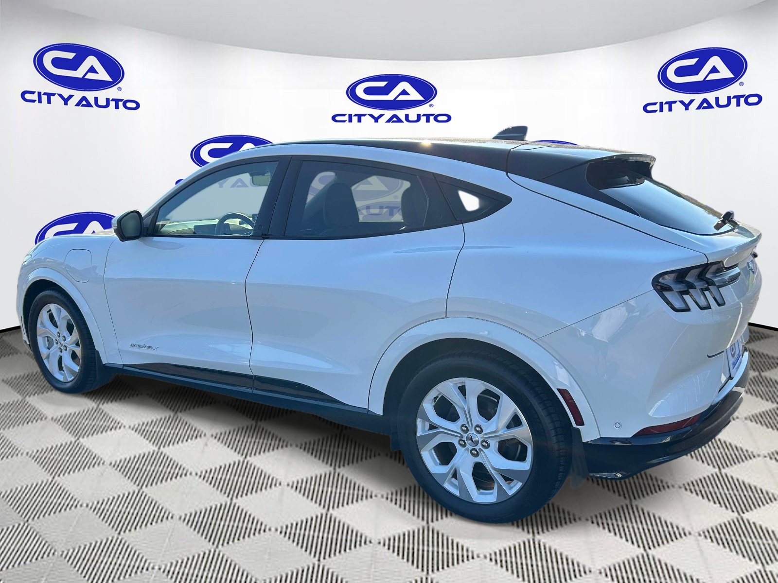 Used 2022 Ford Mustang Mach-E Premium w/ Ice White Appearance Package AWD/4WD image 6