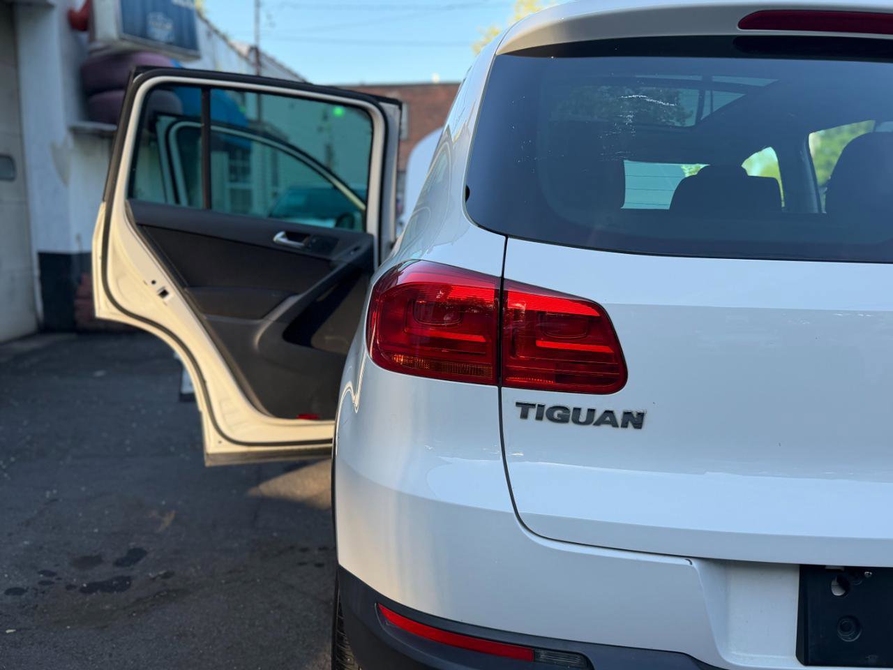 Used 2013 Volkswagen Tiguan S FWD image 48