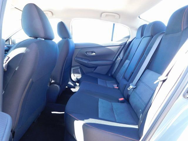 Used 2025 Nissan Sentra SR image 16