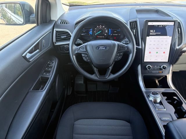 Used 2024 Ford Edge SE AWD/4WD image 13