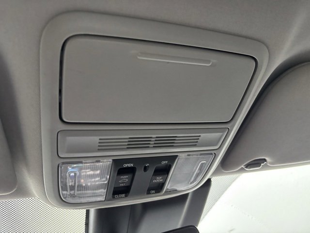 Used 2018 Honda Odyssey EX-L image 20