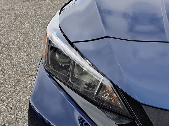 Used 2025 Nissan Leaf S FWD image 27